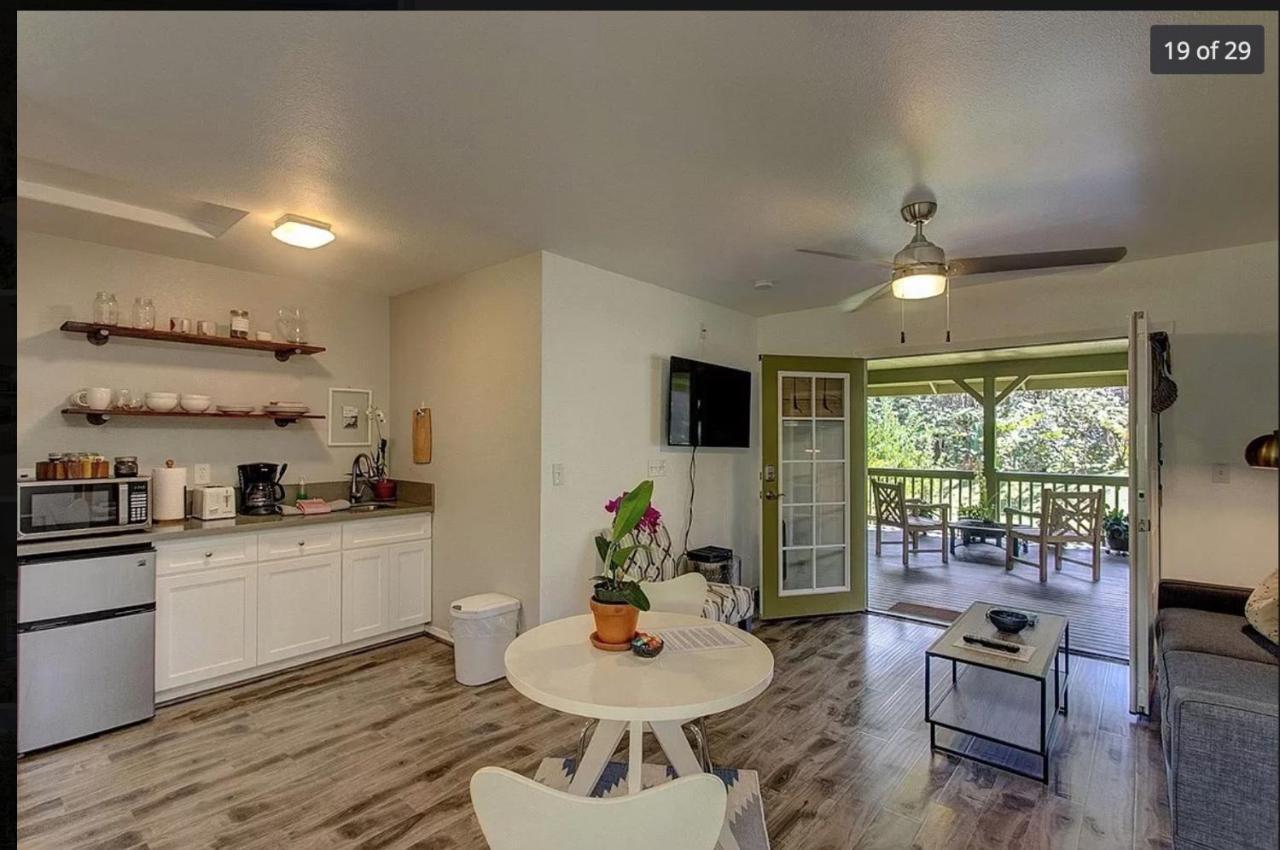 Volcano One - Modern Studio With Lanai Near Volcano National Park Exteriér fotografie