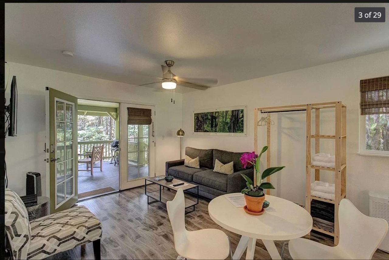 Volcano One - Modern Studio With Lanai Near Volcano National Park Exteriér fotografie